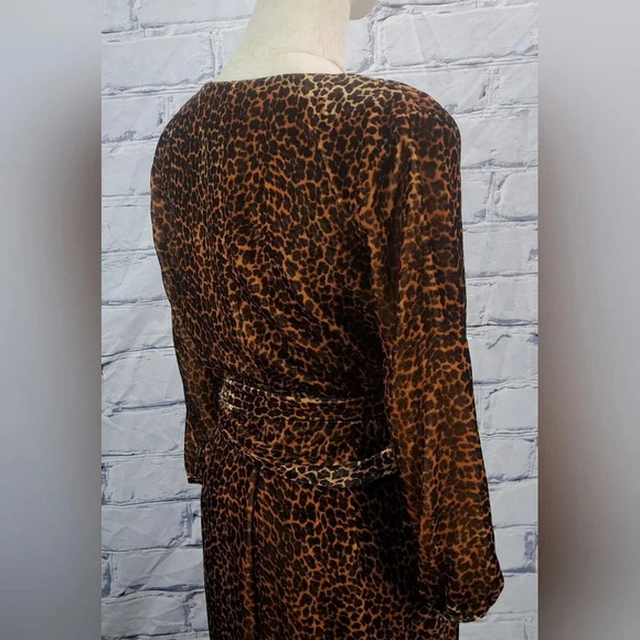 NWT J. Crew True Wrap Lined Dress in  Drapey Velvet Leopard Print Midi Size 00 - Picture 16 of 16
